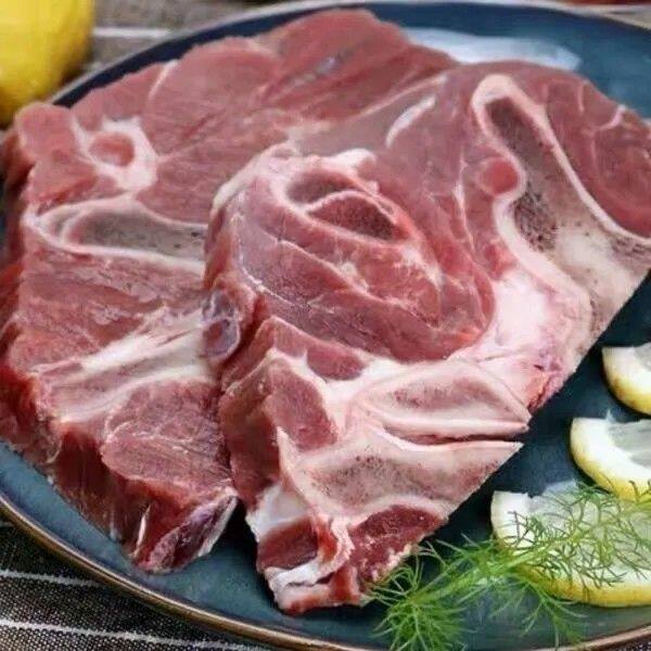 新鲜冷冻排骨猪脖骨多肉颈骨