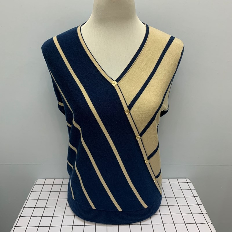 中老年女装针织打底衫2022早秋新款V领小衫妈妈秋装宽松薄款上衣