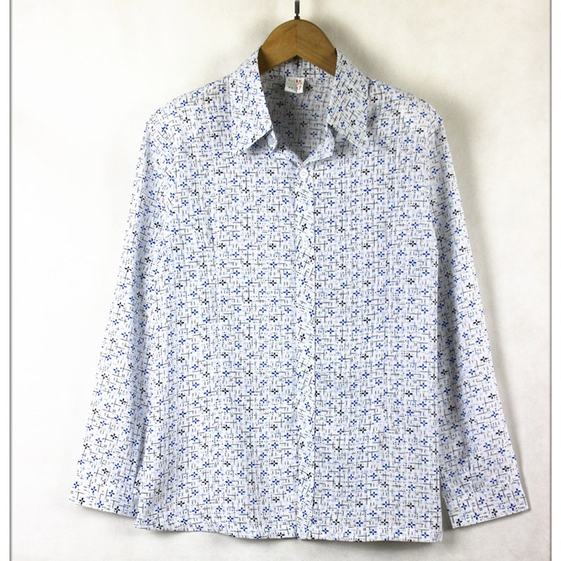 中老年人夏季衬衫女薄款妈妈夏装女士碎花衬衣奶奶长袖宽松上衣