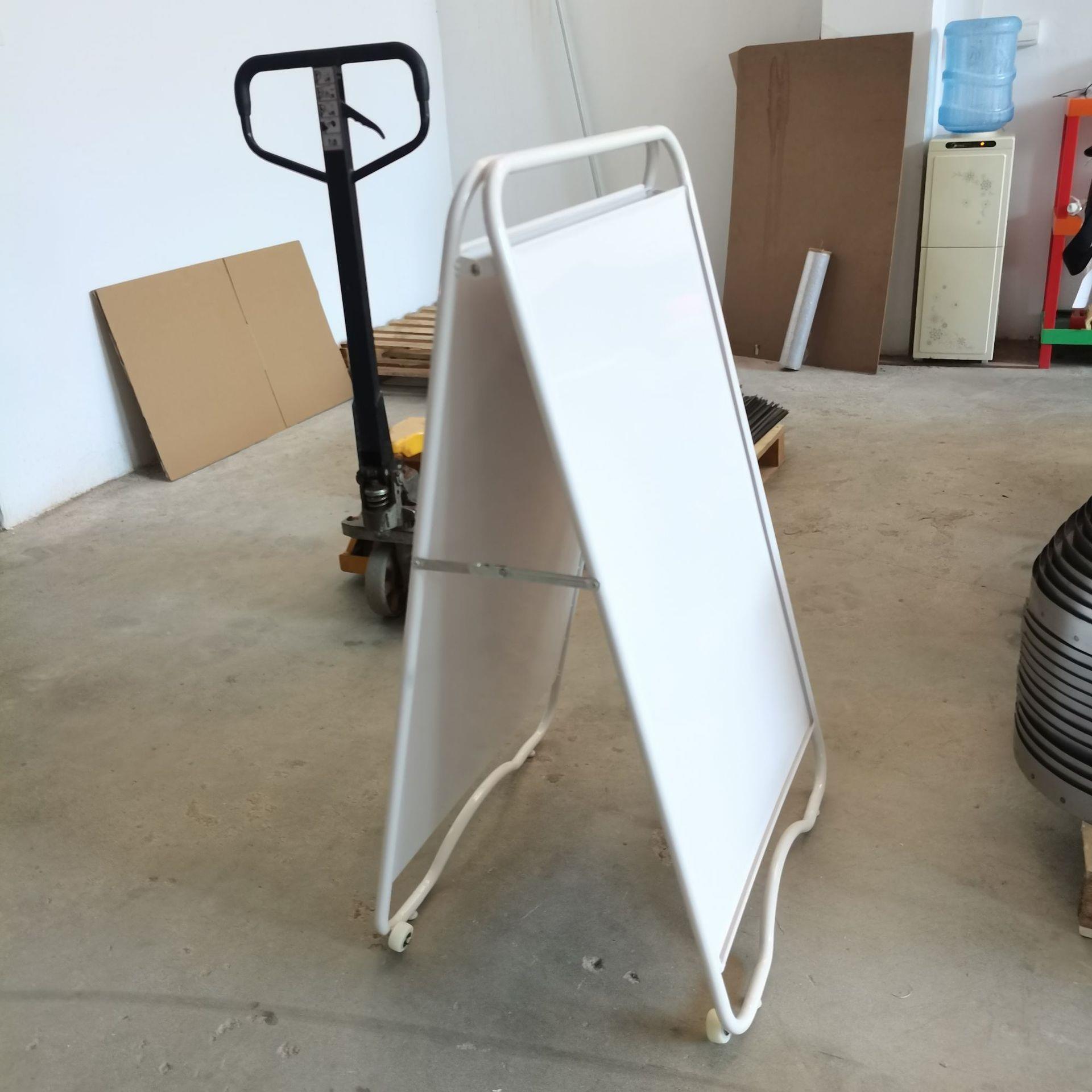 生促产可移动属广告牌户金外销宣传栏海报架带脚示轮A牌双面金属