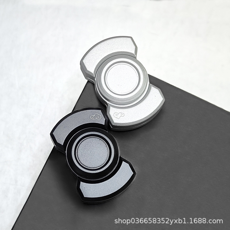 热销三合一指尖陀螺三体小方块