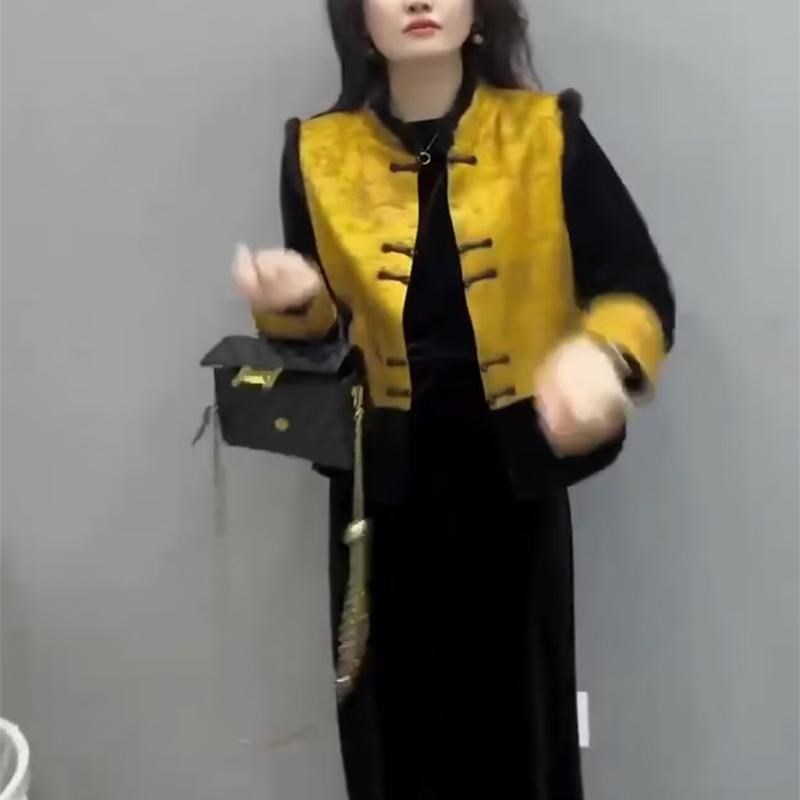 新中式国风时尚套装女202u5春季盘扣设计感马甲+小衫+半身裙三件
