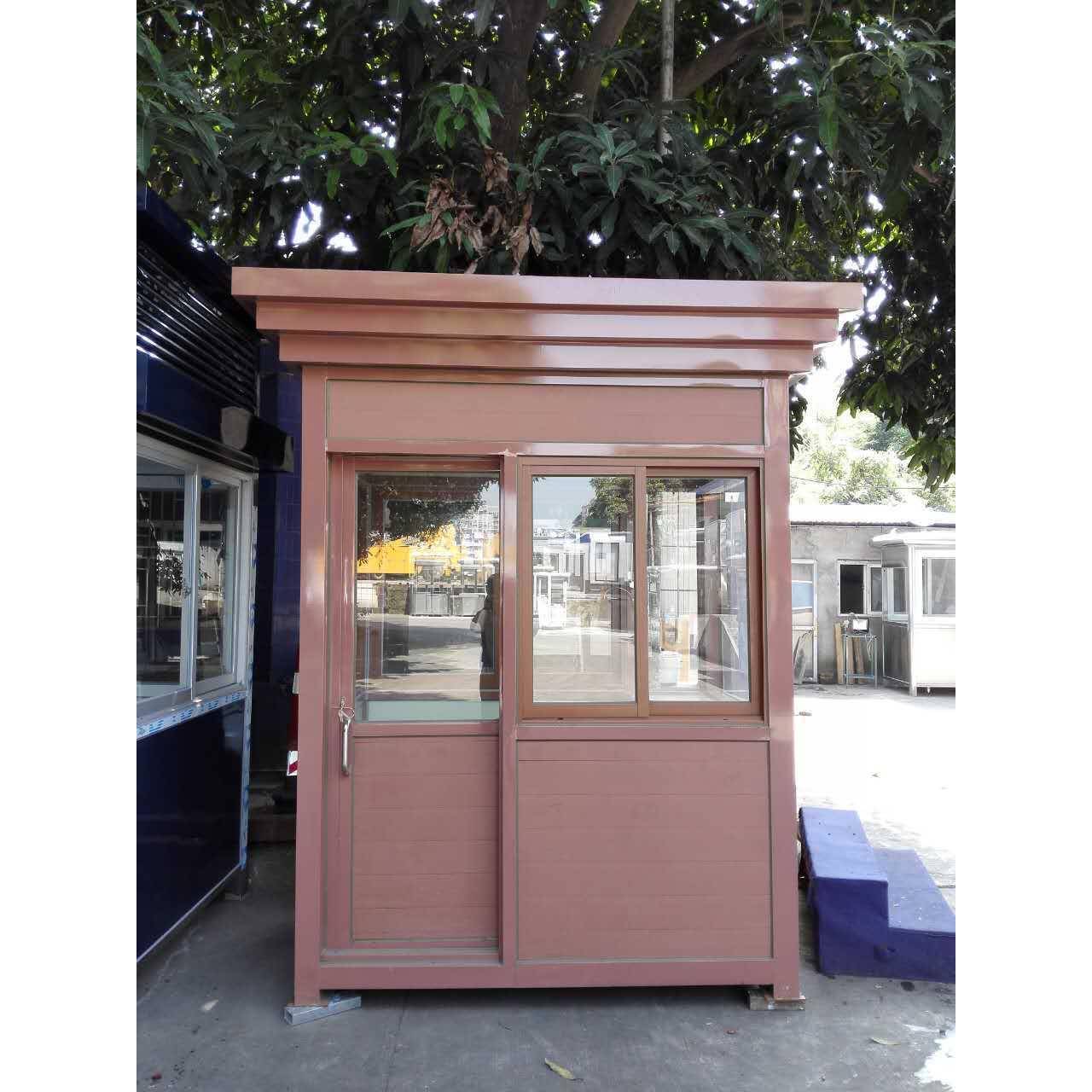 高档别墅区钢结构门卫木质岗亭木质成品保安亭门卫室保安值班室