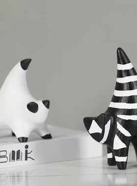 奶油风黑白条纹猫咪摆件电视柜酒柜客厅玄关家居软装饰品组合搭配