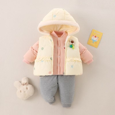 一1岁半女宝宝秋冬装洋气新款x加厚棉衣袄三件套童婴儿服外套装季
