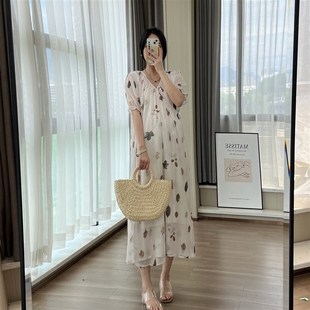 宽松薄款 孕妇装 雪纺连衣裙韩版 碎花可哺n乳夏季 孕妈外穿 时尚