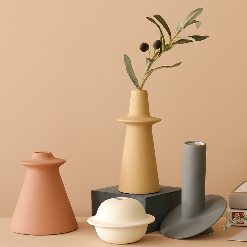 北欧简约莫兰迪色陶瓷花瓶客厅餐桌创意插花摆件干花装饰小花器