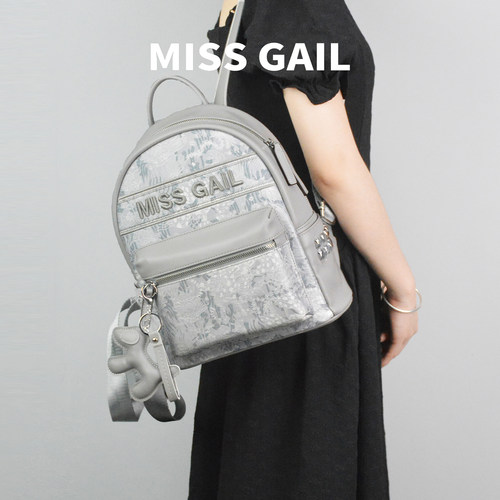 国风刺绣潮流挂件背包书包双肩包