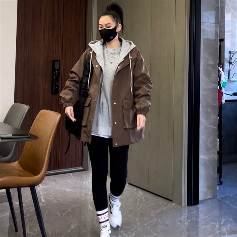 中长款风衣女大码宽松休闲连帽假两件春秋M新款百搭撞色工装外套