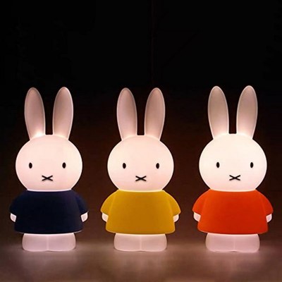 新款兔子小夜灯节能插电睡眠儿童房宝宝婴儿卧室床头卡通可爱台灯
