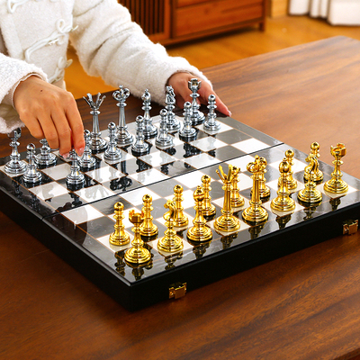 高档国际象棋套装大号金属金银棋子折叠棋盘个性样板房摆件chess