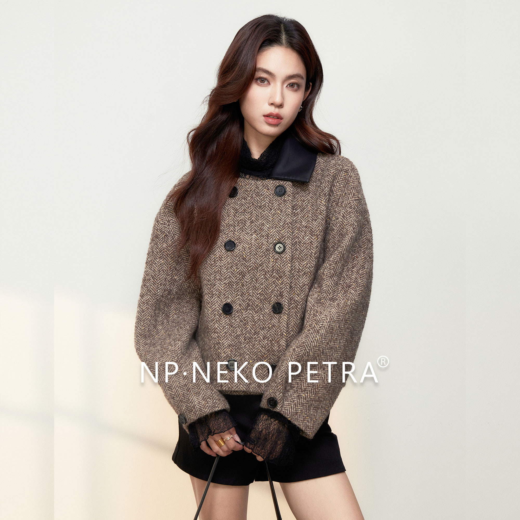 Neko Petra设计感两穿复古人字纹咖色羊毛大衣女冬短款PU皮领外套