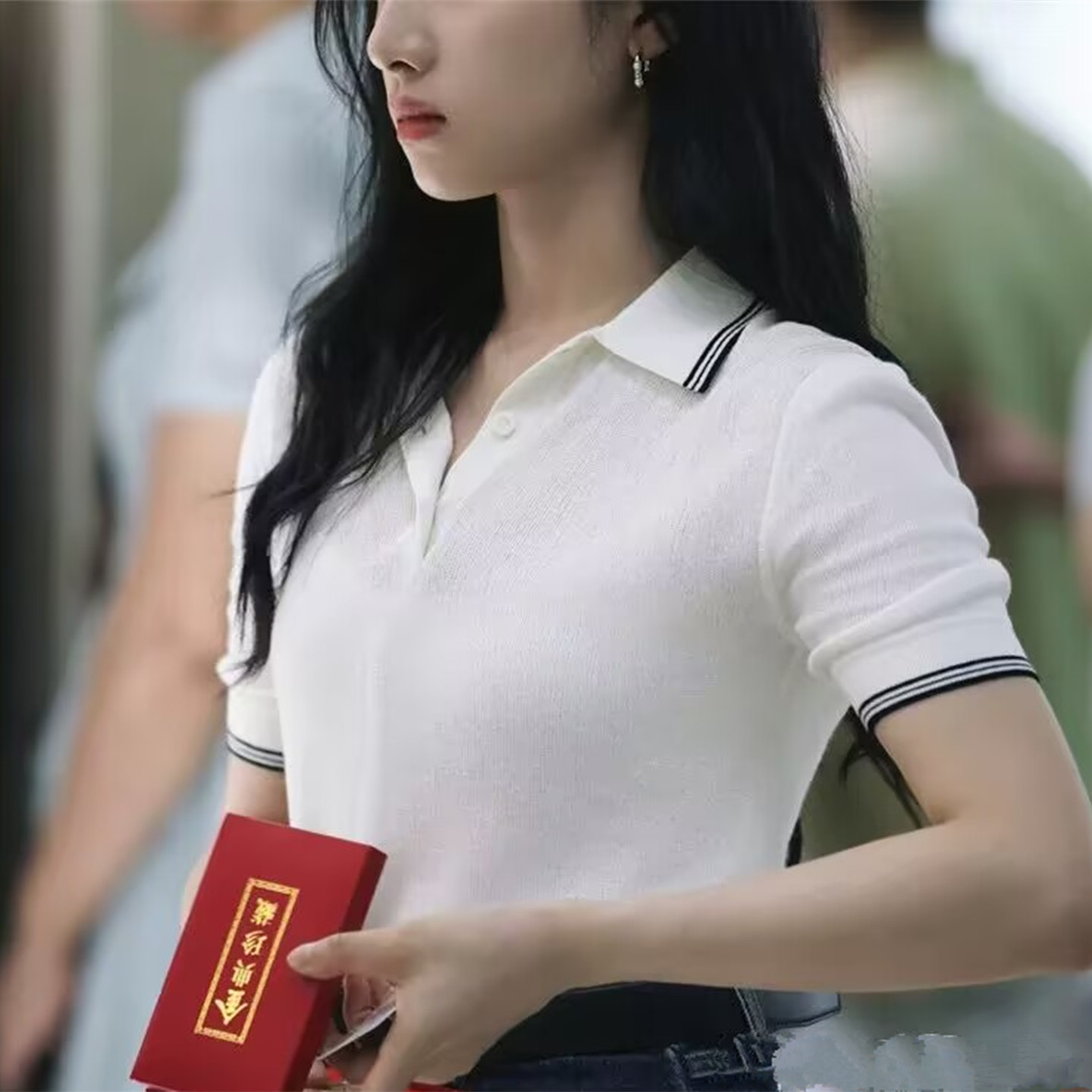 张婧仪同款白色POLO领针织衫T恤