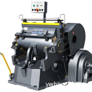 上海亚虎PYQ1200包装纸盒模切机压痕机厂家供应物流纸箱扪盒机