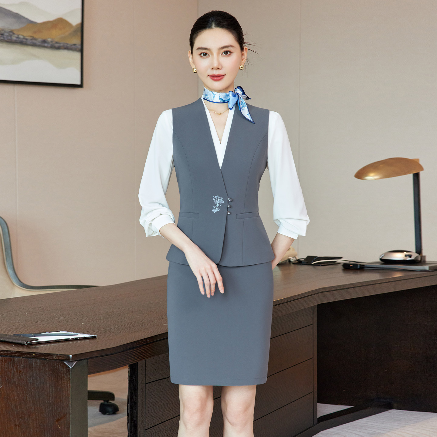 中式套装女秋冬通勤职业正装马甲套装裙气质酒店前台工作服职业装