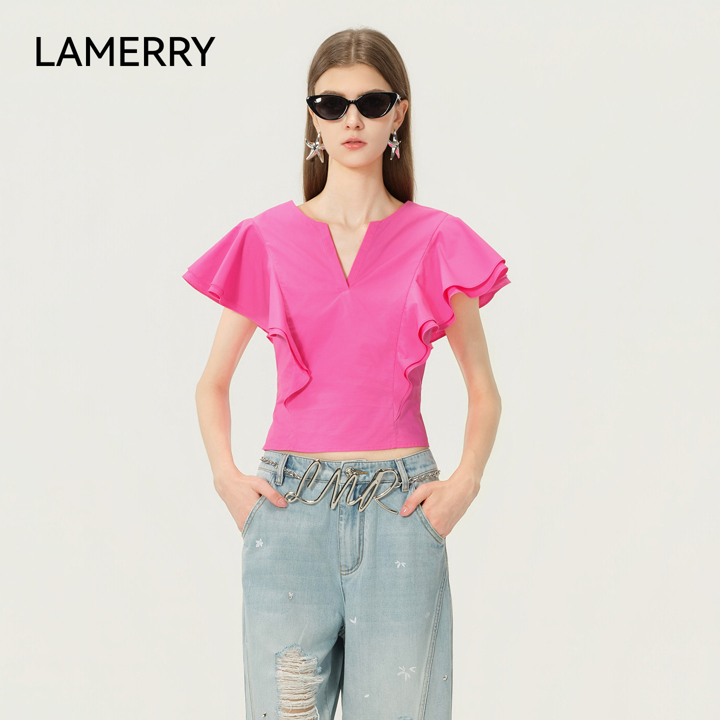 LAMERRY/朗美睿26夏白色/玫红色上衣短款荷叶袖V领女挺括修身清新