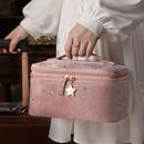 化妆包女2025新款 大容量外出化妆包TOMILL丝绒便携超火复古轻奢风