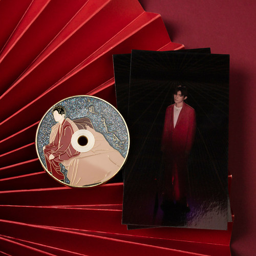 易烊千玺周边撸猫快乐金属徽章摆件同款送女生礼物玩偶tfboys挂件