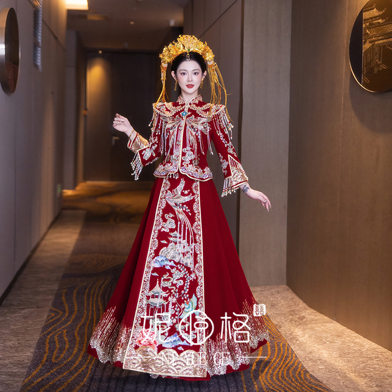 秀禾服婚服高级感凤冠霞帔敬酒服图片