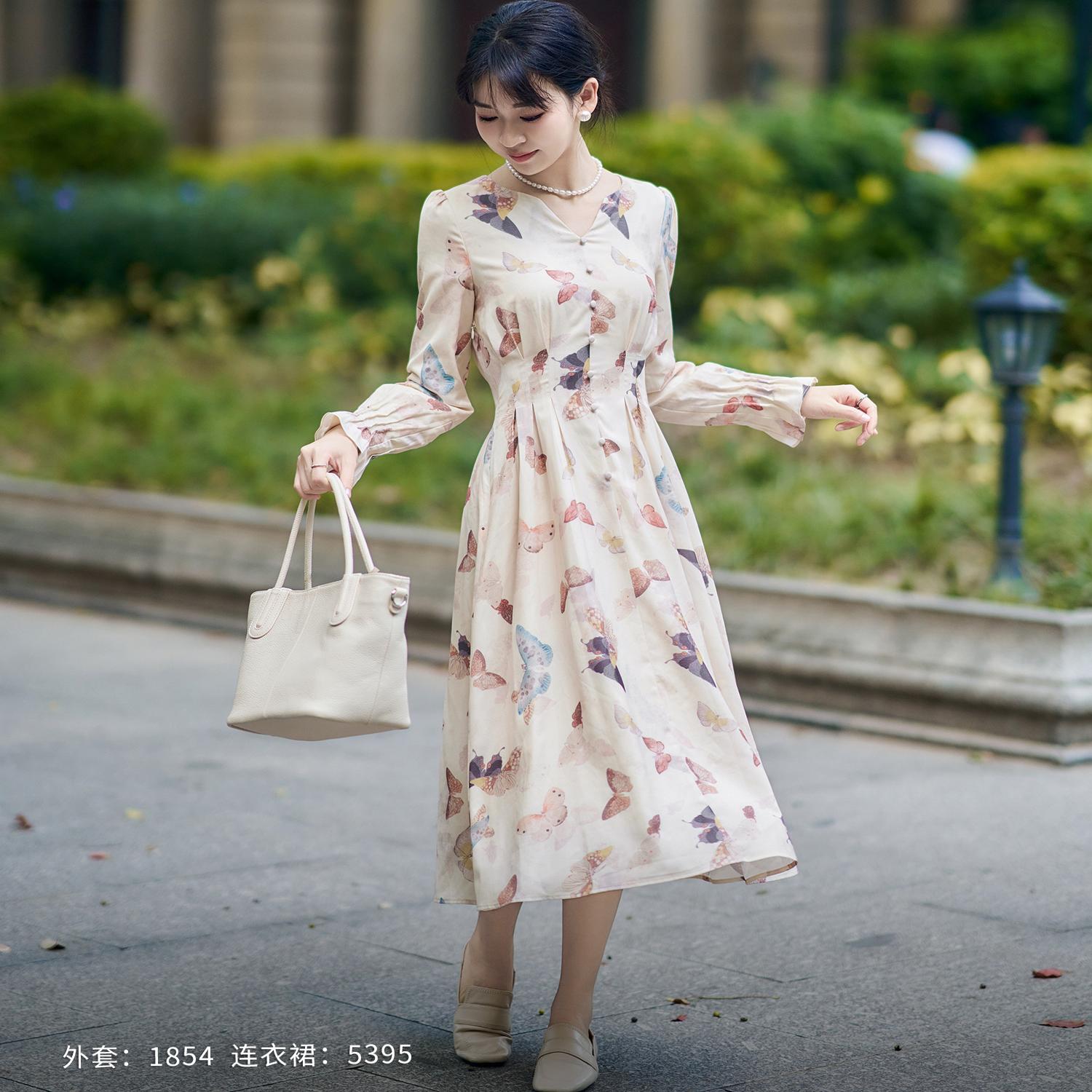 柒量一裁小个子大柒蝴蝶印花加绒里高腰连衣裙韩系氛围感裙子5395