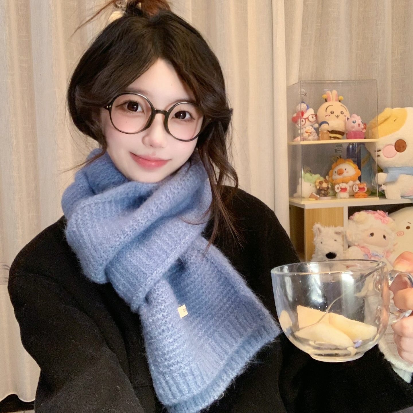 蓝色高级感含羊毛围巾