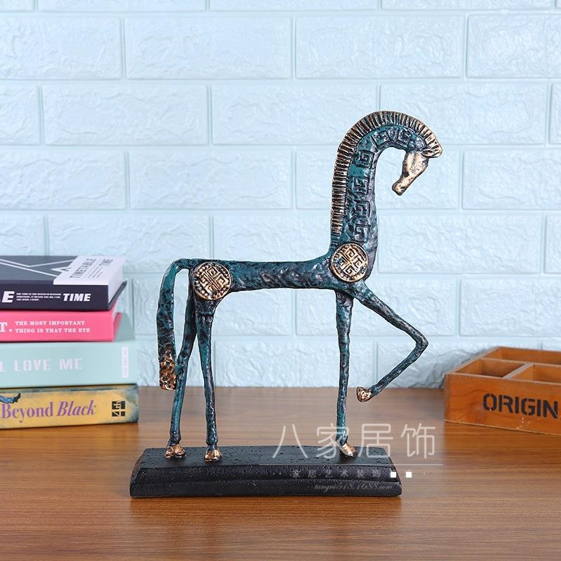 新中式设计师独创招财吉祥马摆件 工艺品树脂雕塑桌面装饰品 厂家