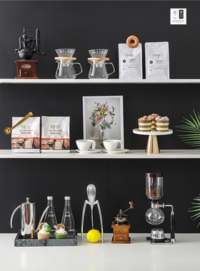 现代简约样板间厨房置物架装饰品组合小摆件咖啡壶依云水咖啡主题
