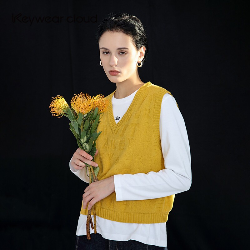 Keywearcloud奇威秋季新款V领外穿上衣女无袖背心短款百搭毛衣