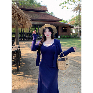 法式 大码 心动讯号 复古设计蕾丝拼接系带v领开叉连衣裙 babes