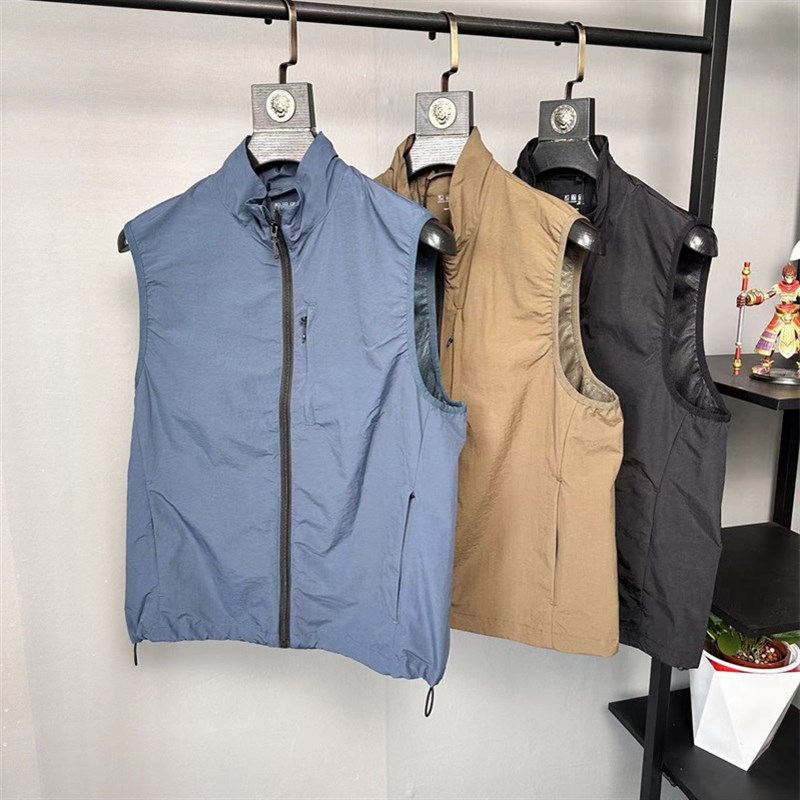 日单!户外机能防风防水透气背心!春季男女款运动休闲立领马甲潮