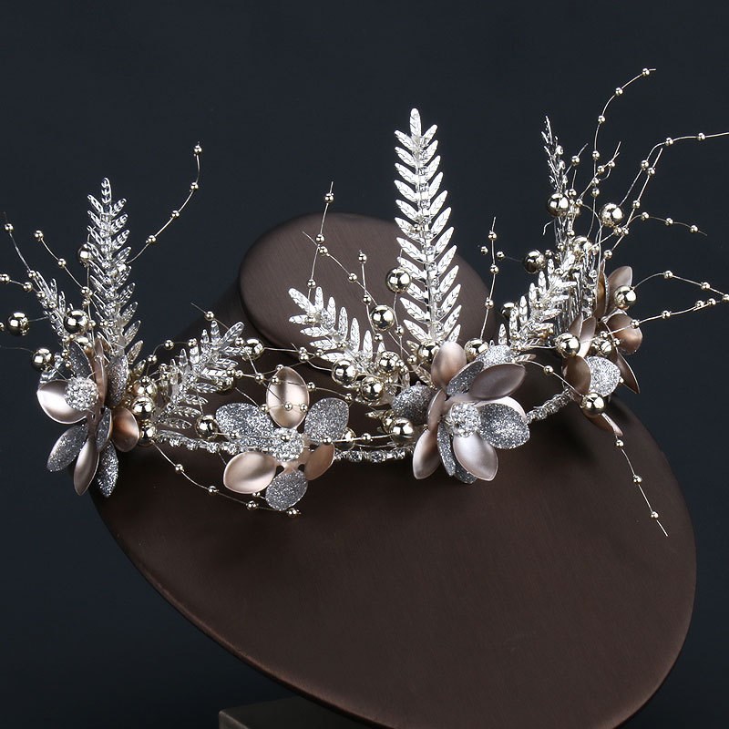 2021新款森系新娘结婚饰品韩式手工婚礼头饰婚纱造型发饰进货