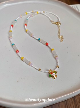 极速多巴胺彩色蘑菇项链海边度假y2k洋气百搭新S款百搭锁骨链轻奢