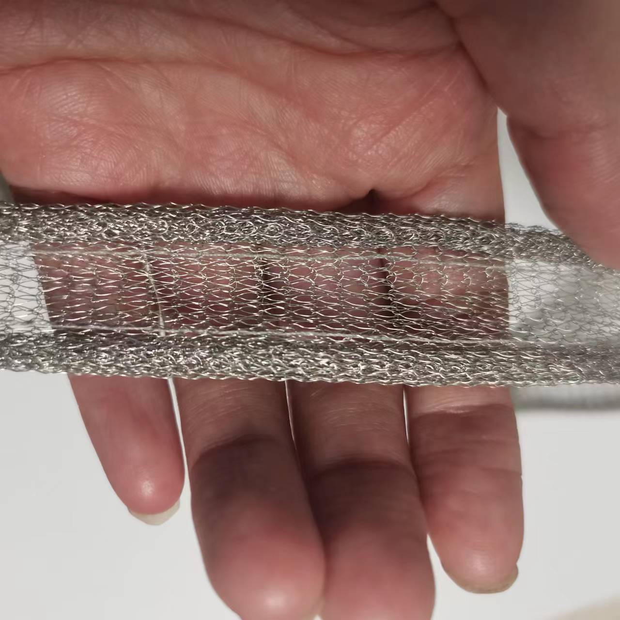 双P型电磁屏蔽胶条双芯屏蔽衬垫金属丝网屏蔽条蒙乃尔丝网衬垫