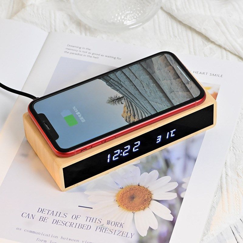 10W真竹智能手机无线充电木头钟多功能静音贪睡时钟LED数字闹钟,家居饰品,台钟/闹钟,淘宝优惠券,粉丝福利购,淘宝优惠卷