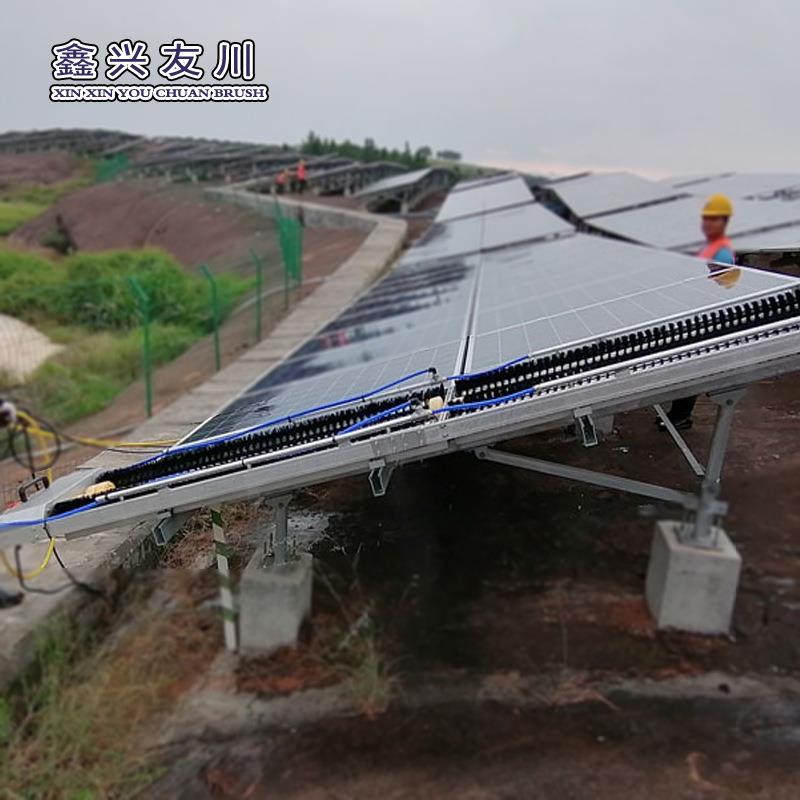 厂家生产定太阳能光伏板清洁设备毛刷辊缠绕式辊刷清洗尼龙刷辊