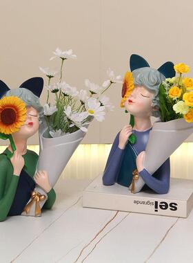 向日葵抱花女孩干花花瓶摆件捧花少女客厅电视柜装饰乔迁新居礼品
