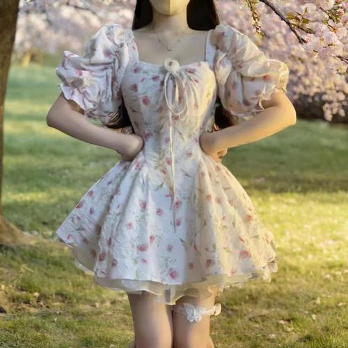 初恋甜美碎花连衣裙女夏季新款收腰显瘦小清新公主风蓬蓬短裙女装