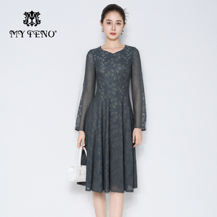 马天奴2025秋冬新款 优雅礼裙女 墨绿重工蕾丝收腰连衣裙子气质法式