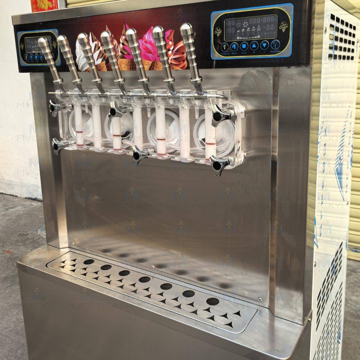 冰激凌机工厂发货7头软质冰淇淋机创业摆摊神器雪糕机