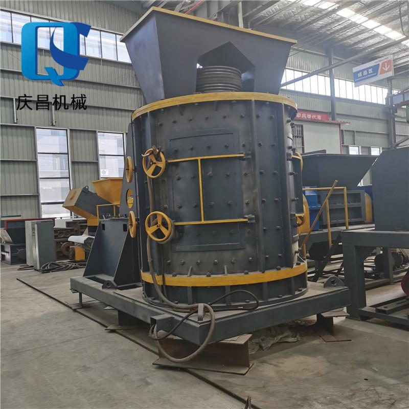新型立轴式制砂机小型石英砂液压开箱制砂机鹅卵石复合破碎机