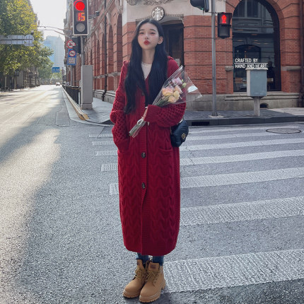 麻花连帽子毛衣外套n女秋冬红色大码慵懒风宽松加厚中长款针织开