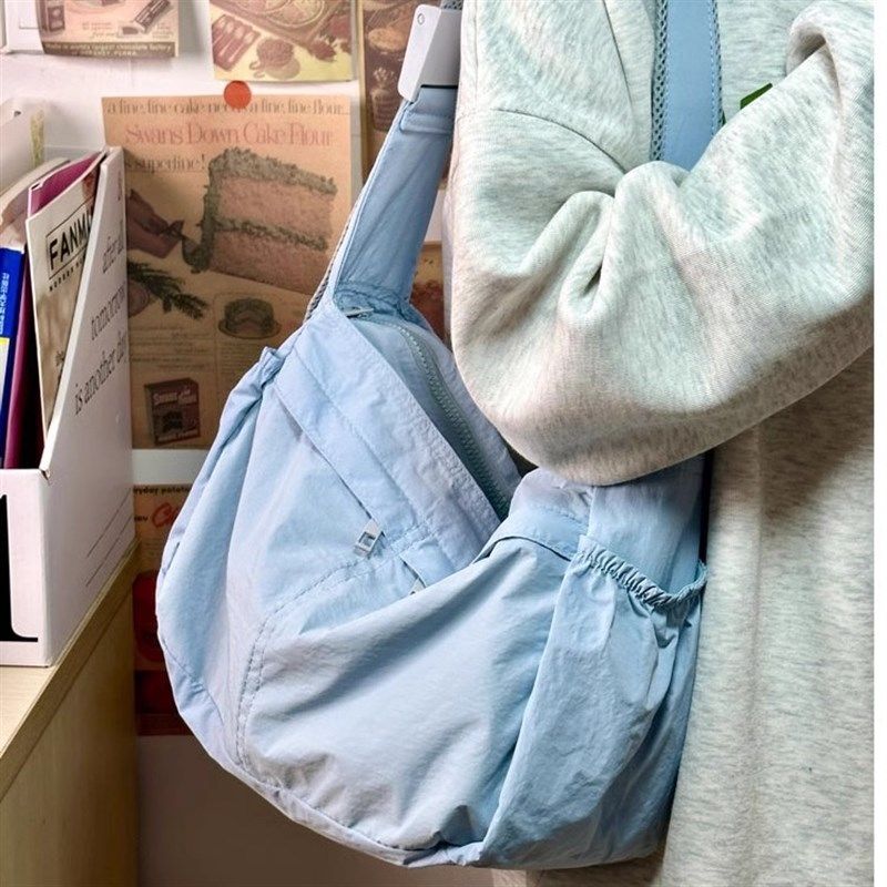 小清新防晒防水轻便尼龙帆布包多口袋大容量休闲百搭单肩斜挎包女,箱包皮具/热销女包/男包,通用款女包,淘宝优惠券,粉丝福利购,淘宝优惠卷