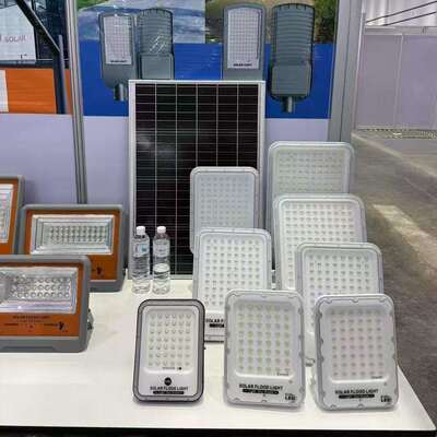 2024LYD-8100太阳能投光灯农村庭院泛光灯广告牌照明LED跨境solar