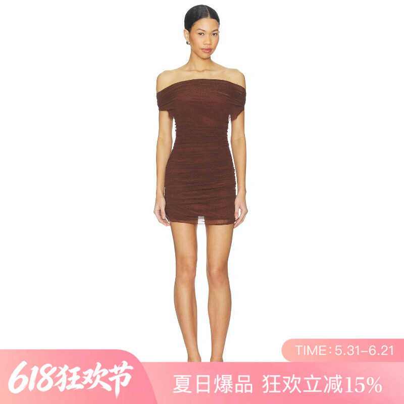 [夏季新品]REVOLVE棕色褶皱百搭显瘦短款露肩辣妹连衣裙