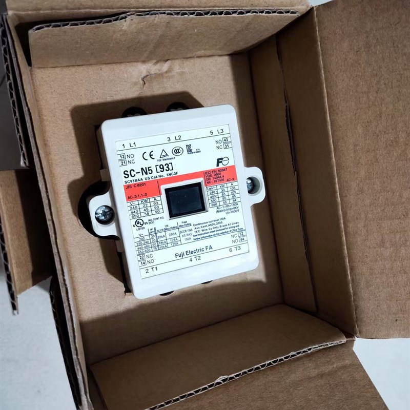 原装OMRON温度控制器   E5ED-RX2DDM-800