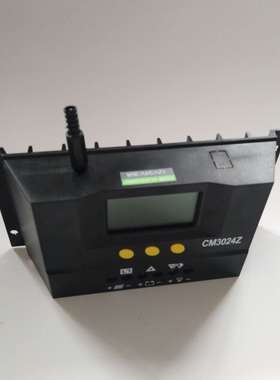 12V 24V太阳能充放电控制器30A LCD液晶显示光伏控制器CM3024Z