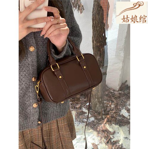 姑娘绾韩版通勤邮差斜挎包