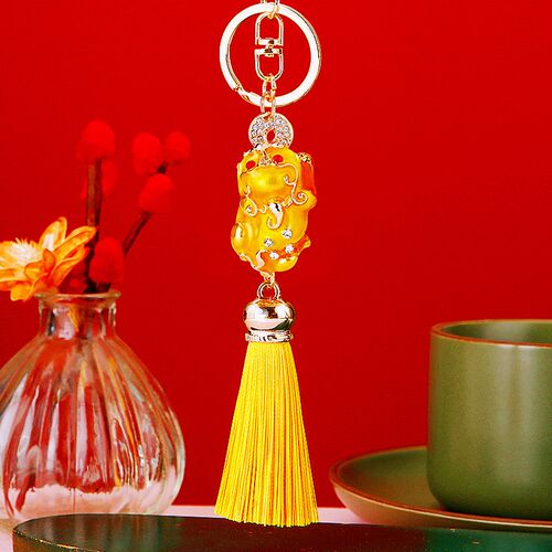 国潮春节招财貔貅汽车钥匙扣金属男女包挂件钥匙链圈流苏挂饰礼品
