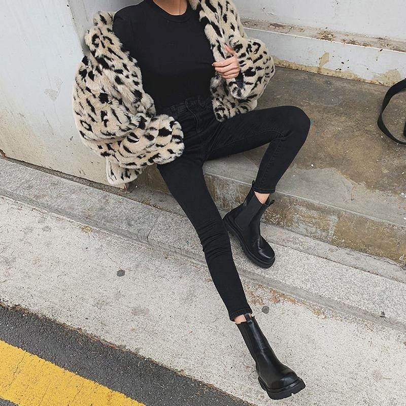 高腰加绒加厚牛仔裤女2021新款冬季小脚大码M胖mm黑色外穿带绒裤