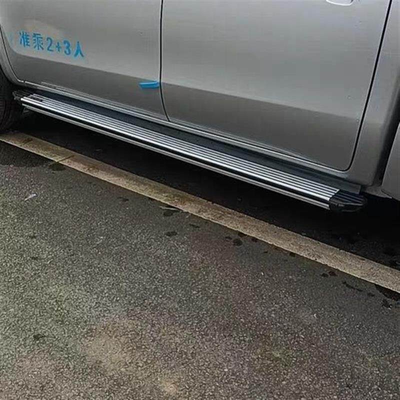 适用于2021款江铃新宝典原厂款踏板宝典皮卡脚侧踏板加长加厚侧踏